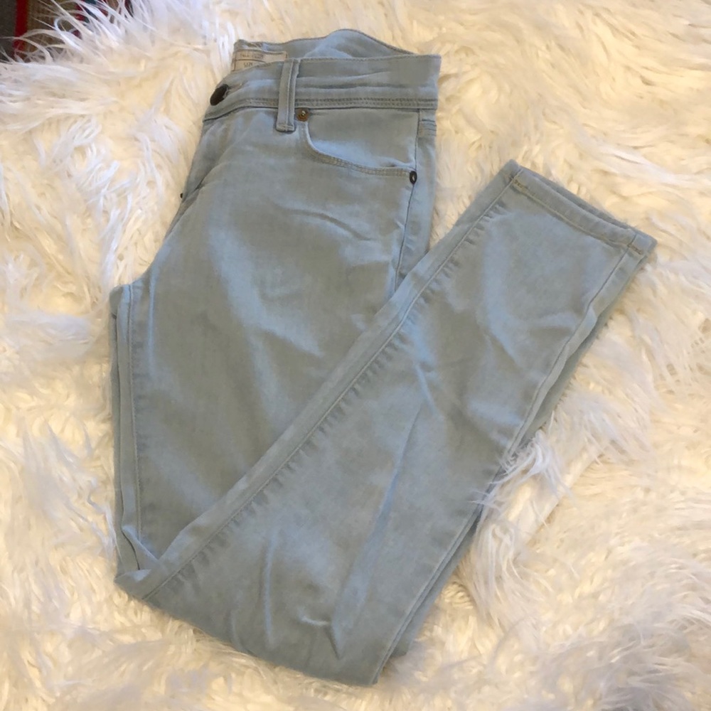 Free People Light Wash Skinnies